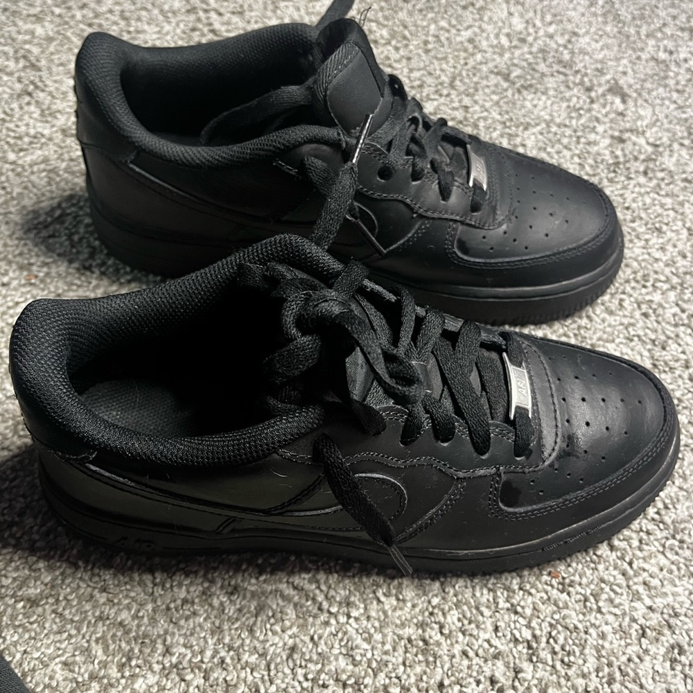 Jordan Black Sneakers